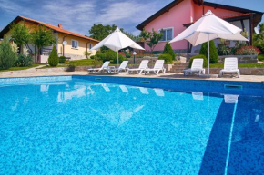 Отель Royal Villas  Брястовец